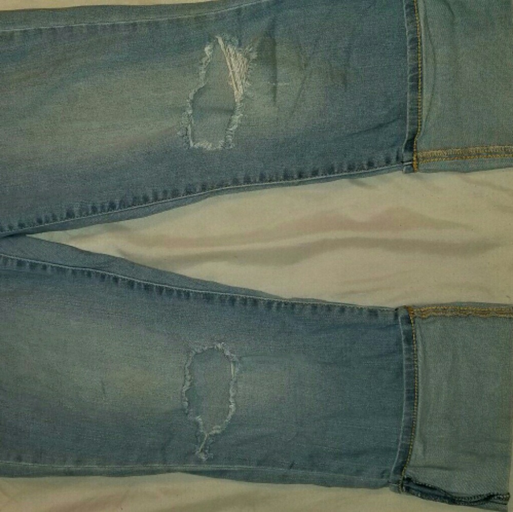 Capris - Picture 2 of 4